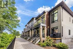 32 - 538 CRESCENDO PRIVATE Ottawa, ON K1X 0E4