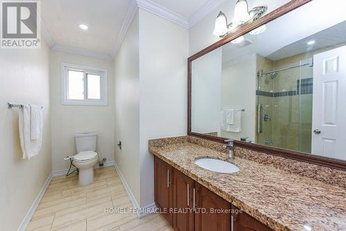 5449 Heritage Hills Boulevard, Mississauga, ON - Indoor Photo Showing Bathroom
