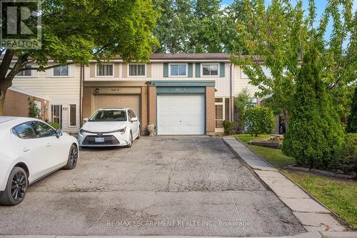 4 - 140 RIPLEY COURT  Oakville, ON L6H 1H1