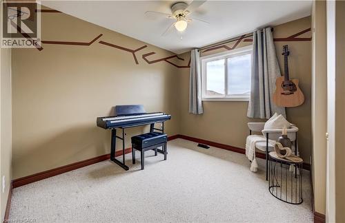 124 Prosperity Drive, Kitchener, ON - Indoor Photo Showing Other Room