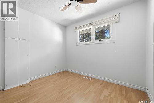 1410 4Th Avenue N, Regina, SK - Indoor Photo Showing Other Room