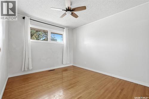 1410 4Th Avenue N, Regina, SK - Indoor Photo Showing Other Room