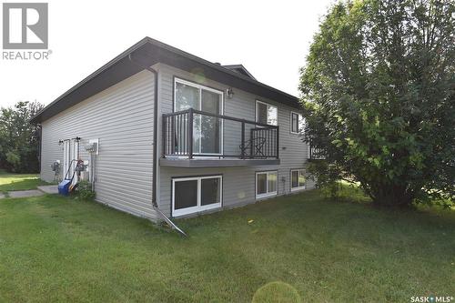 307 6Th Street E, Nipawin, SK - Outdoor