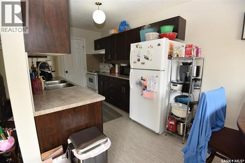 307 6Th Street E, Nipawin, SK - Indoor Photo Showing Kitchen With Double Sink