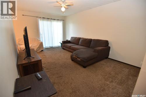 307 6Th Street E, Nipawin, SK - Indoor