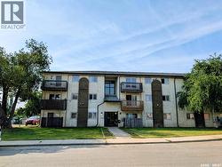 25 2309 17th STREET W  Saskatoon, SK S7M 4R1