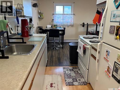 25 2309 17Th Street W, Saskatoon, SK - Indoor Photo Showing Kitchen
