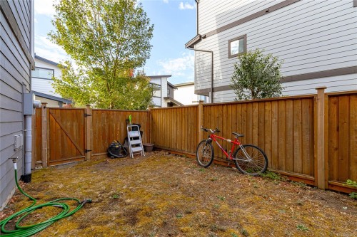 2716 Celestial Crt, Langford, BC 