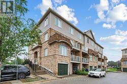 93 - 200 MCLEVIN AVENUE  Toronto, ON M1B 6C8