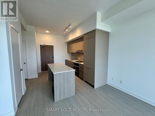 520 - 8188 YONGE STREET , Vaughan, Ontario L4J 0M2 4