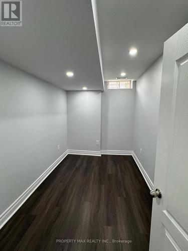 BASEMENT SEP ENT - 41 TRUDELLE CRESCENT , Brampton, Ontario L7A 2Z2 4