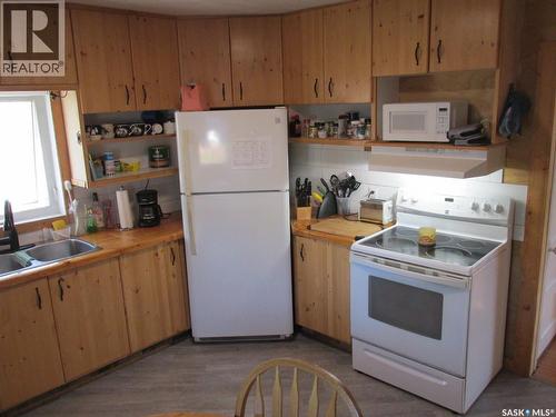 200 Guloien Avenue, White Fox, SK 