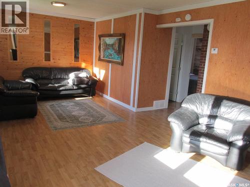 200 Guloien Avenue, White Fox, SK 