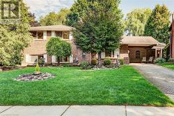 113 MACGREGOR Crescent  Waterloo, ON N2J 3X1