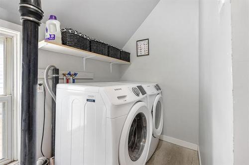 1465 Elgin Ave, Winnipeg, MB 