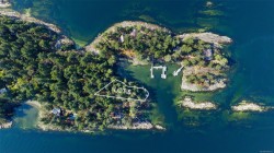 5 Wise Island  Gulf Islands, BC V0N 1P0