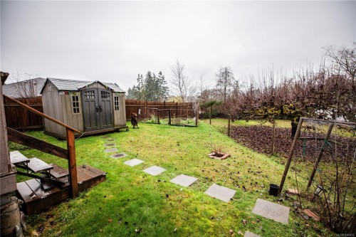6164 Grieve Rd, Duncan, BC 
