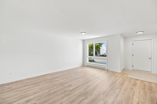 Living Room - 1564 Rue St-André, L'Assomption, QC 