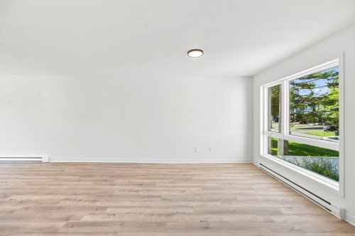 Living Room - 1564 Rue St-André, L'Assomption, QC 