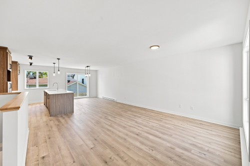Living Room - 1564 Rue St-André, L'Assomption, QC 