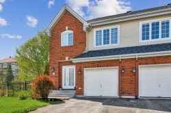 453 Rue du Versant  Pincourt, QC H7V 9W6