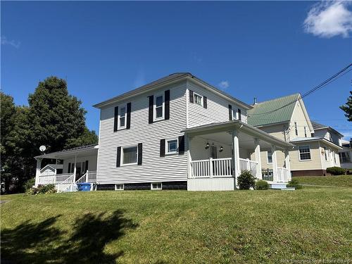25 Hillcrest Ave, Hartland, NB 