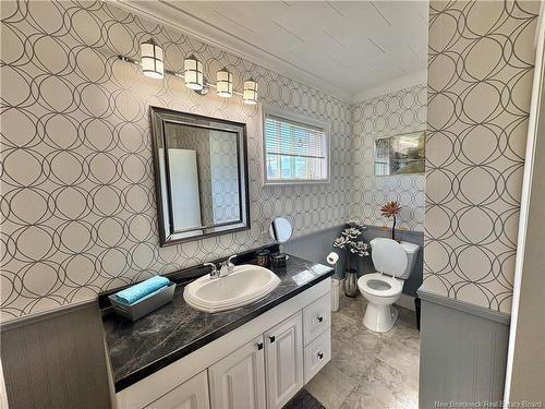 25 Hillcrest Ave, Hartland, NB 
