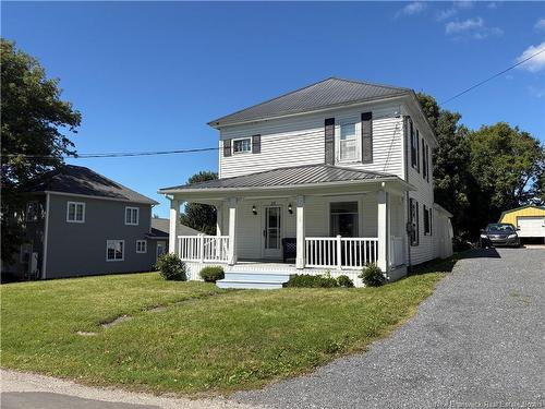 25 Hillcrest Ave, Hartland, NB 
