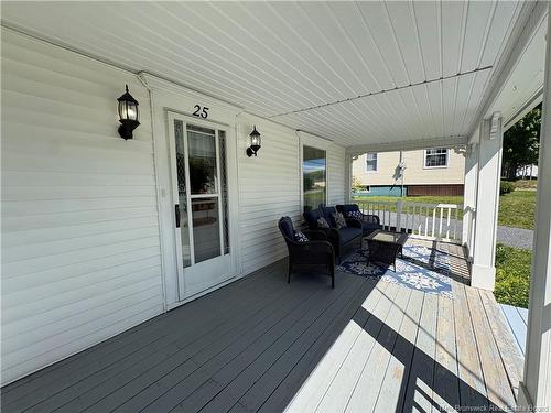 25 Hillcrest Ave, Hartland, NB 