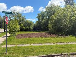 38 Douglas AVE Moncton, NB E1E 2E6