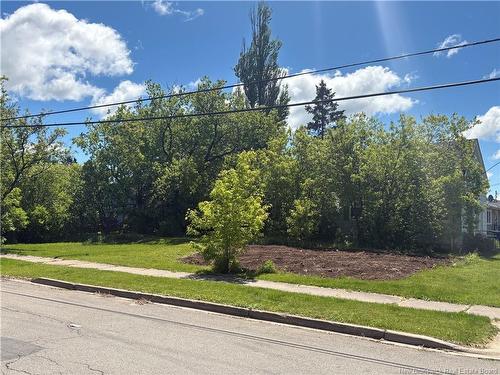 38 Douglas Ave, Moncton, NB 