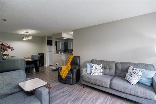 3209-658 Kenaston Blvd, Winnipeg, MB 