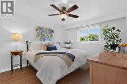 Primary bedroom with semi-ensuite access - 