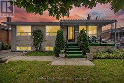 27 EDGEMONT DRIVE Brampton, ON L6V 1K9