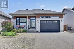 124 LYON STREET Russell, ON K0A 1W0