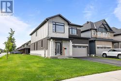 3328 FINDLAY CREEK DRIVE  Ottawa, ON K1T 0V2