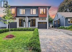 303 WESTHILL AVENUE  Ottawa, ON K1Z 7H7