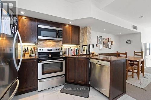 MAIN - 228 PACIFIC AVENUE , Toronto, Ontario M6P 2P5 2