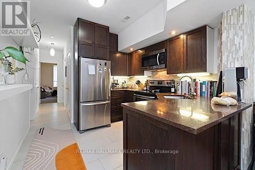 MAIN - 228 PACIFIC AVENUE , Toronto, Ontario M6P 2P5 3