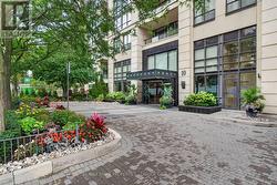 317 - 10 DELISLE AVENUE Toronto, ON M4V 3C6