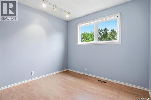83 Fuhrmann Crescent, Regina, SK 