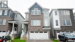352 APPALACHIAN CIRCLE  Ottawa, ON K2J 6X3