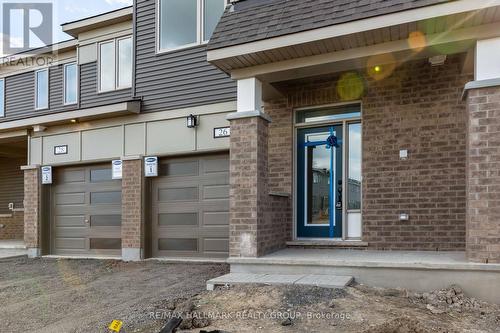 26 PEWEE PLACE , Ottawa, Ontario K4A 5J4 2