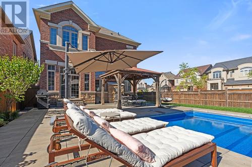 79 CHAIWOOD COURT  Vaughan, ON L6A 0V9