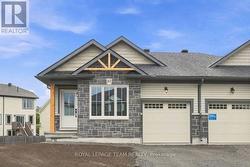 52 WHITCOMB CRESCENT Smiths Falls, ON K7A 0C2