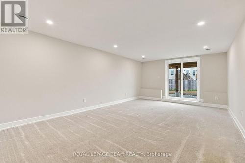 52 Whitcomb Crescent, Smiths Falls, ON 