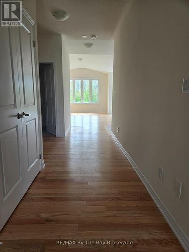 40 ROSANNE CIRCLE , Wasaga Beach, Ontario L9Z 0N3 3