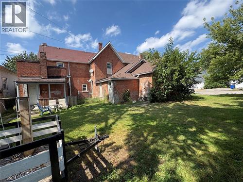 50 Lorne Avenue, Chatham, ON 