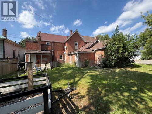 50 Lorne Avenue, Chatham, ON 