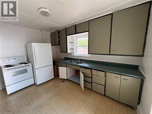 50 Lorne Avenue, Chatham, ON 